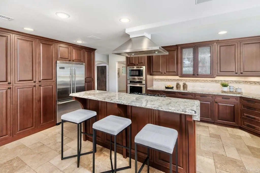 https://cdn.realtyfeed.com/cdn/127/306542014/a85a9964568146e3d1b818b7dde80056.webp