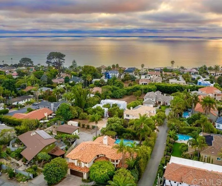 https://cdn.realtyfeed.com/cdn/127/306542014/c37bb9a071b1d96dc8a6f0b59951326d.webp