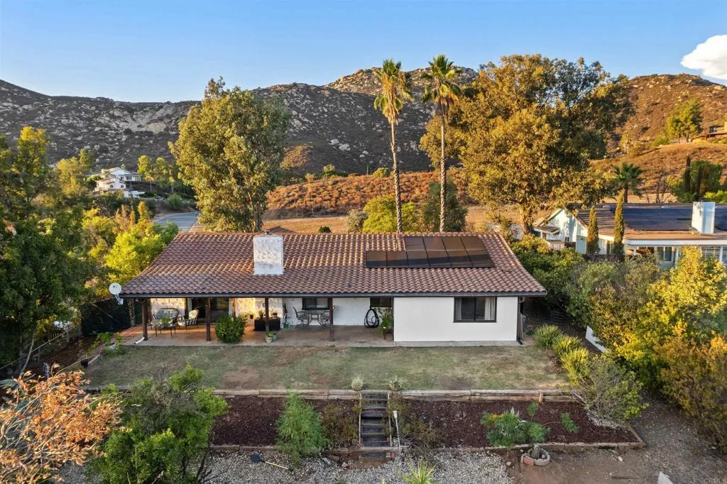 https://cdn.realtyfeed.com/cdn/127/306542086/0318fbc6da19340688a968e058806dff.webp
