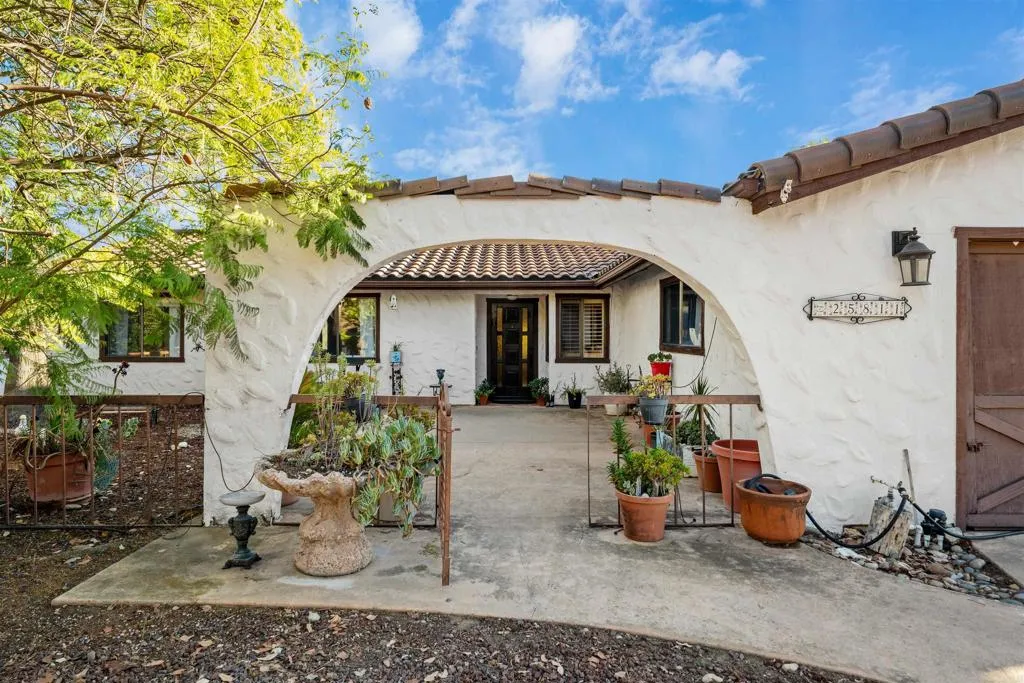 https://cdn.realtyfeed.com/cdn/127/306542086/9b8edbe2ac378366df42b05b5e9afc9c.webp
