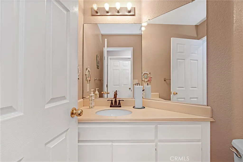 https://cdn.realtyfeed.com/cdn/127/306542129/b3749ed3bc217c8b3e47dbbd676d0a04.webp
