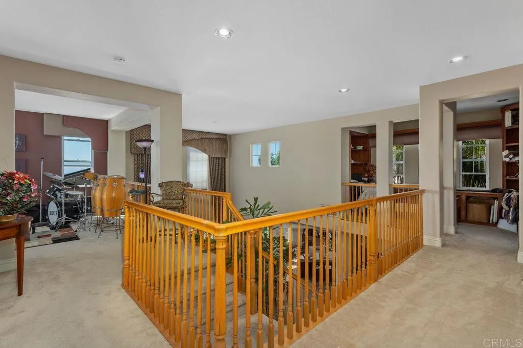 https://cdn.realtyfeed.com/cdn/127/306542229/e81e3f04c7152b9b0865663321151b6c.webp