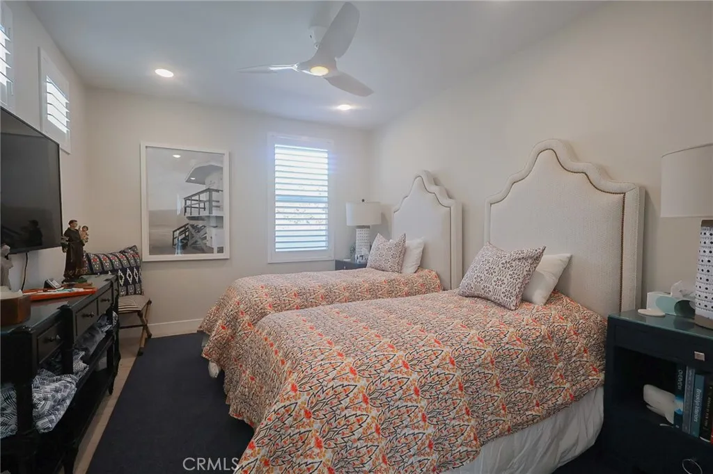 https://cdn.realtyfeed.com/cdn/127/306542300/ac7049024a0184a9e35a72713cb76265.webp