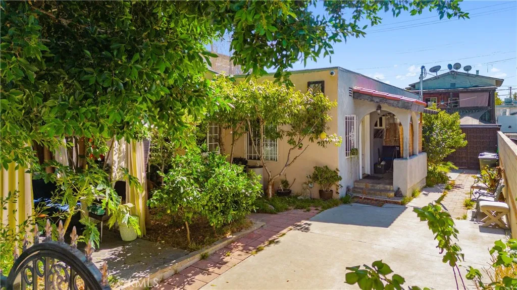 7520 Norton Avenue, West Hollywood, CA - Photo 2 of 38, West Hollywood, CA