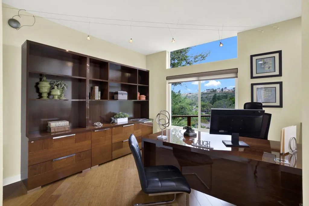 https://cdn.realtyfeed.com/cdn/127/306542373/b347383820b29e7ddecfcebc2db7a25a.webp