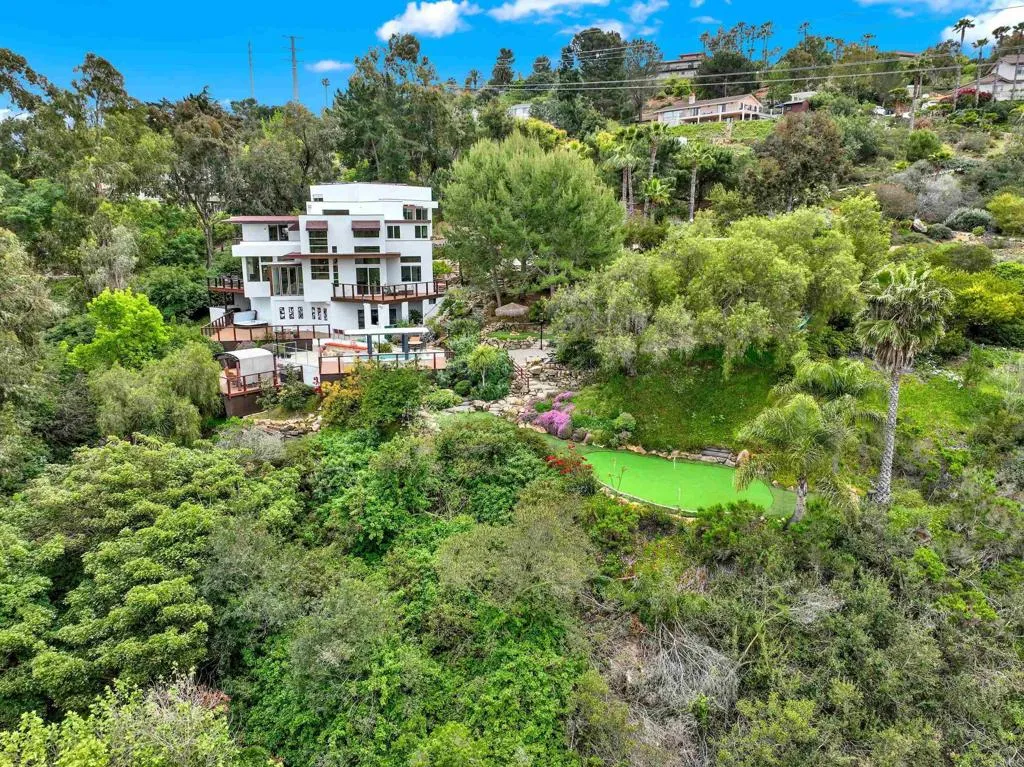 https://cdn.realtyfeed.com/cdn/127/306542373/ffa0a36e70d2402eee612ac6867d29bd.webp