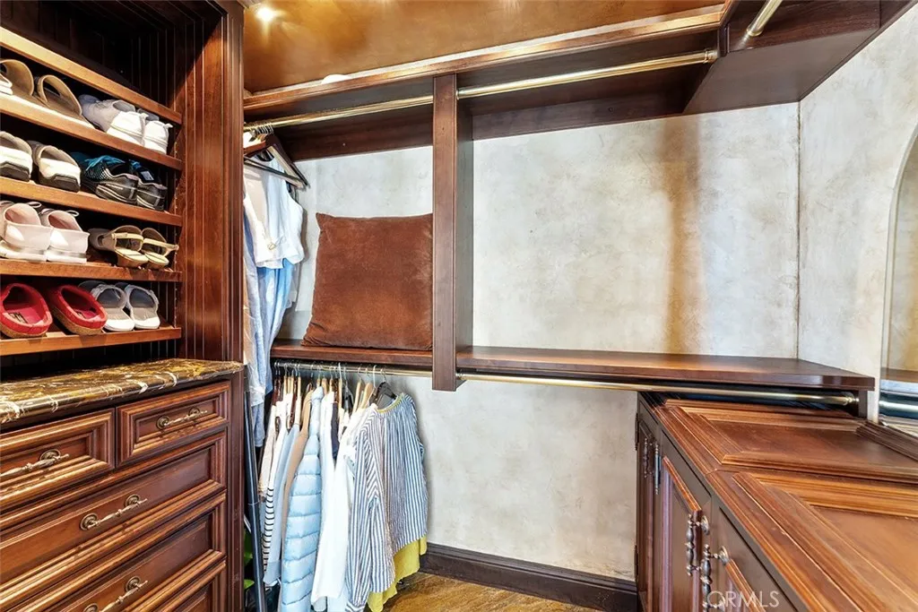 Photo #28: IV25215869 Listing: Photo #28