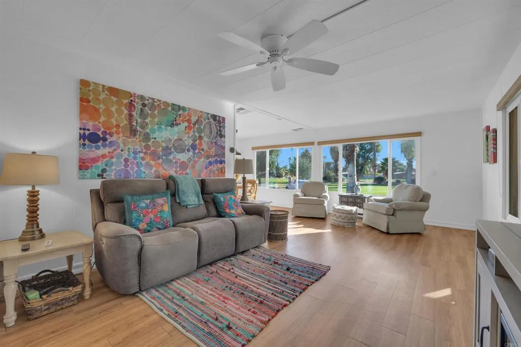 https://cdn.realtyfeed.com/cdn/127/306542425/0cd59839a32e67b4f7570159d557c3fe.webp