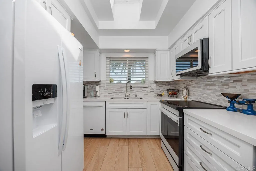 https://cdn.realtyfeed.com/cdn/127/306542442/9c93dc7a78946af29f4ef638dc332227.webp