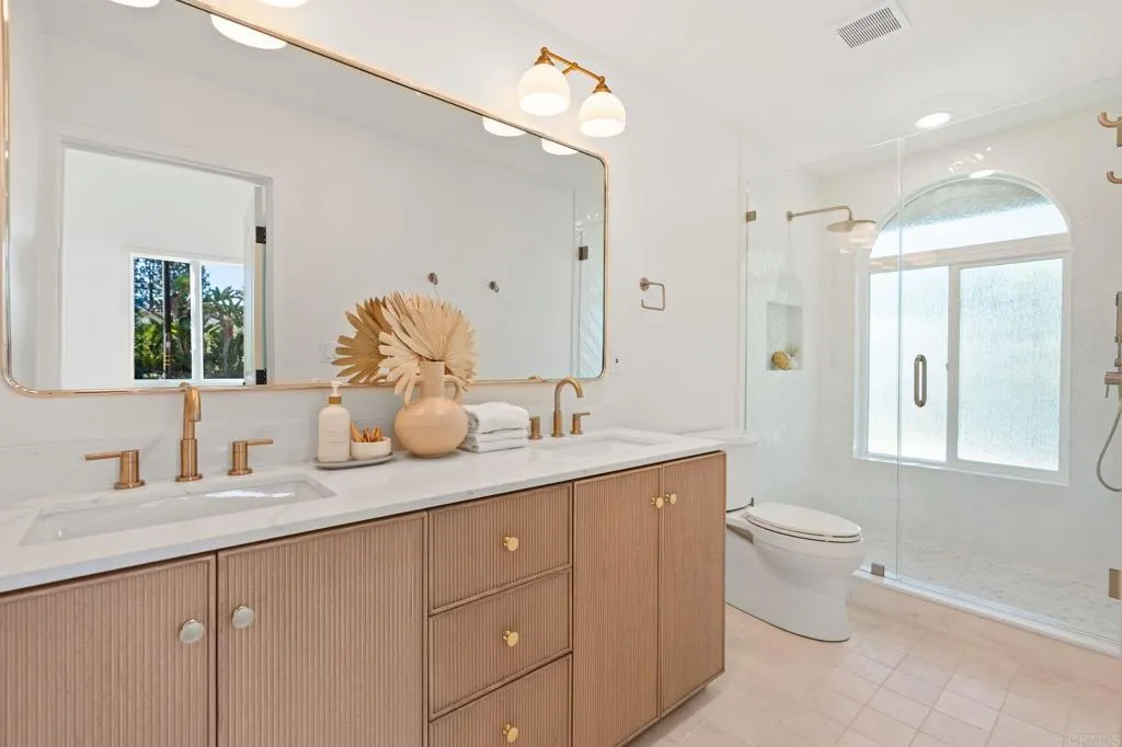 https://cdn.realtyfeed.com/cdn/127/306542445/26a3b829f52d1a5fc9a58f3a7886e8b6.webp