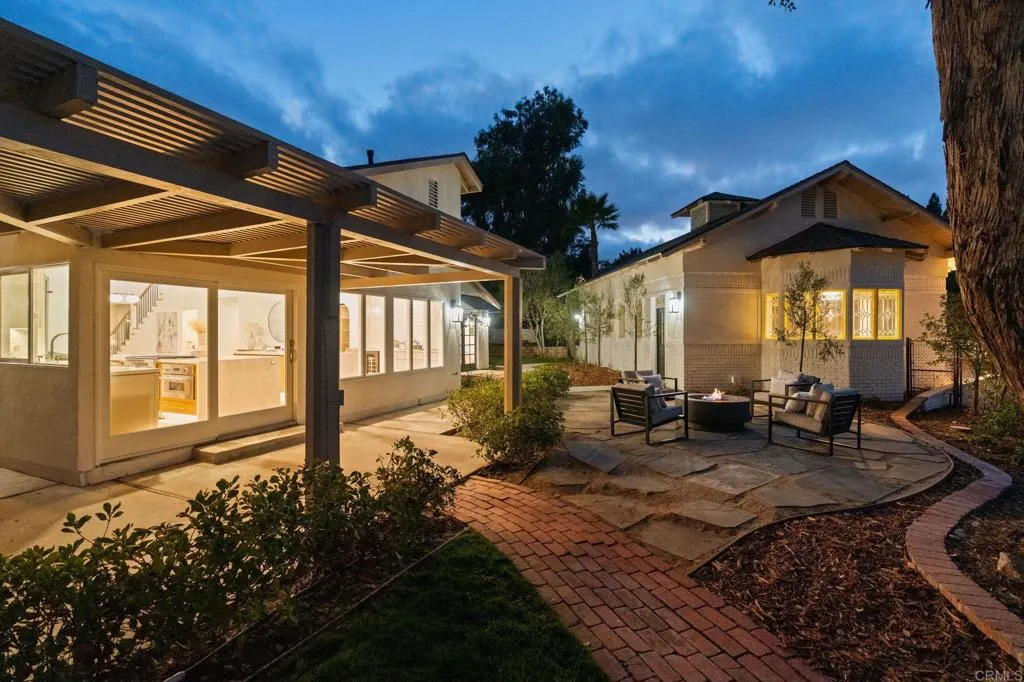 https://cdn.realtyfeed.com/cdn/127/306542445/b319abf33bf4d5b3fc01e92cd11a2575.webp