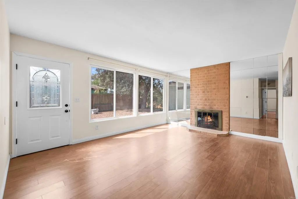 https://cdn.realtyfeed.com/cdn/127/306542454/8d6115a8569dc3ae40d34fbf2e497d85.webp