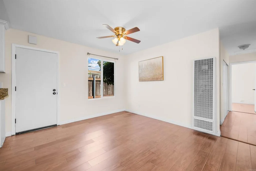 https://cdn.realtyfeed.com/cdn/127/306542454/fe9dc1a0e8d42f66f57bbd238544d411.webp
