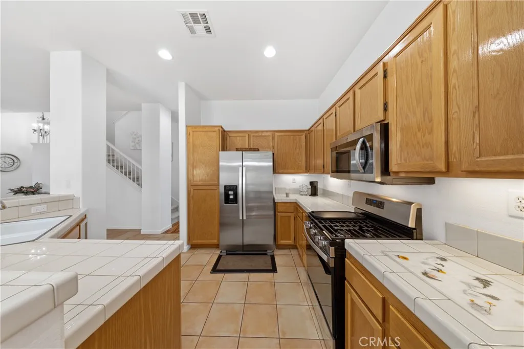 Photo #12: SW25216248 Listing: Photo #12