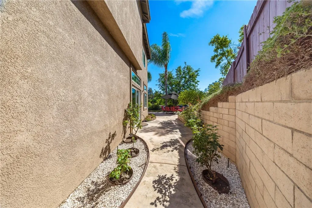 Photo #34: SW25216248 Listing: Photo #34