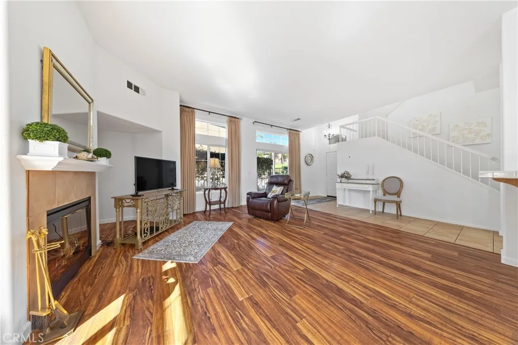 Photo #6: SW25216248 Listing 