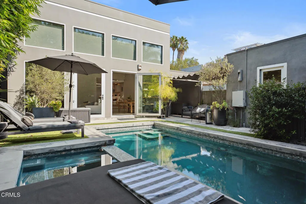 West Hollywood, CA 90048