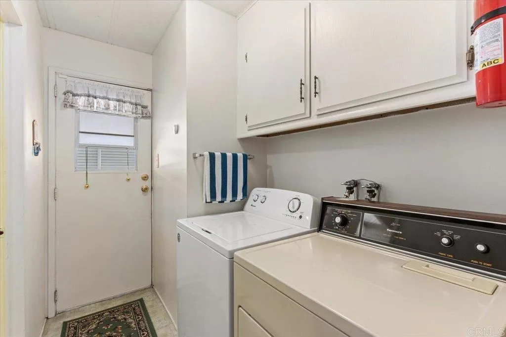 https://cdn.realtyfeed.com/cdn/127/306542494/00f4219555591f88dbe0929f3b9364bf.webp