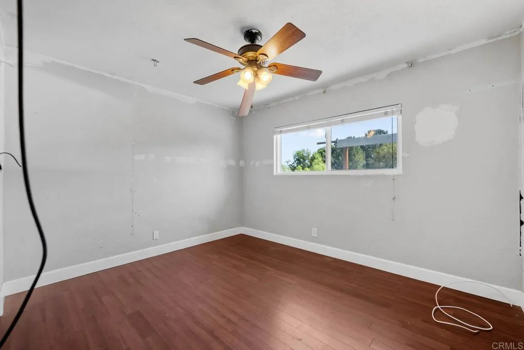 https://cdn.realtyfeed.com/cdn/127/306542504/04908e5712579f572efb3f2e654514e8.webp