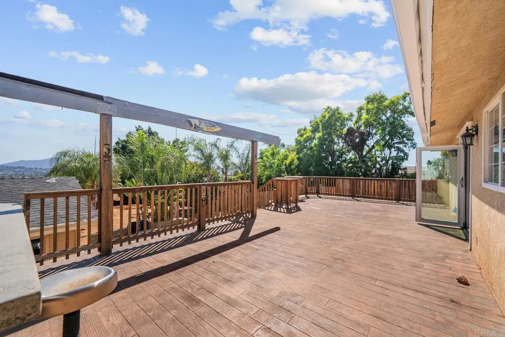 https://cdn.realtyfeed.com/cdn/127/306542504/08fab631088ca65cdc77381aef47763b.webp