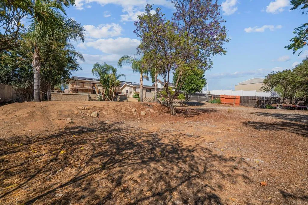 https://cdn.realtyfeed.com/cdn/127/306542504/4ef7e01db2f08d94534df54c32b737df.webp