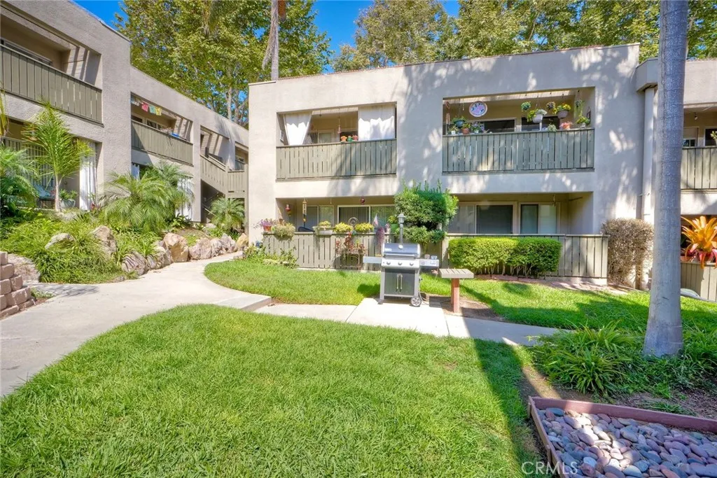 Photo #24: JT25215960 Listing: Photo #24