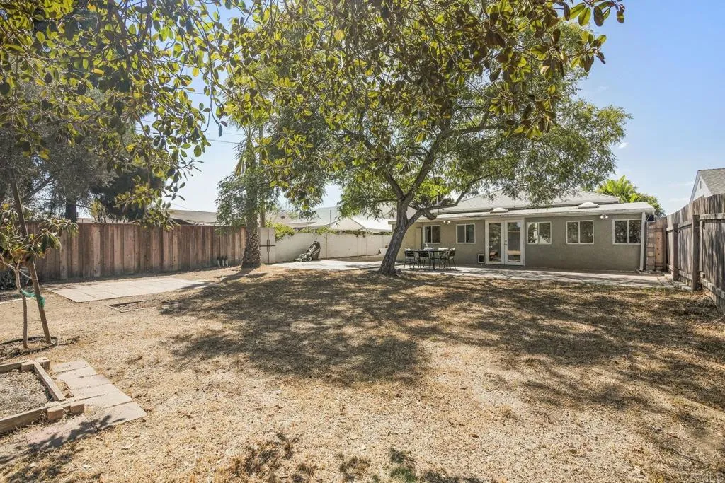 https://cdn.realtyfeed.com/cdn/127/306542517/4f2da64aa345e8405a1e285c1b07042c.webp