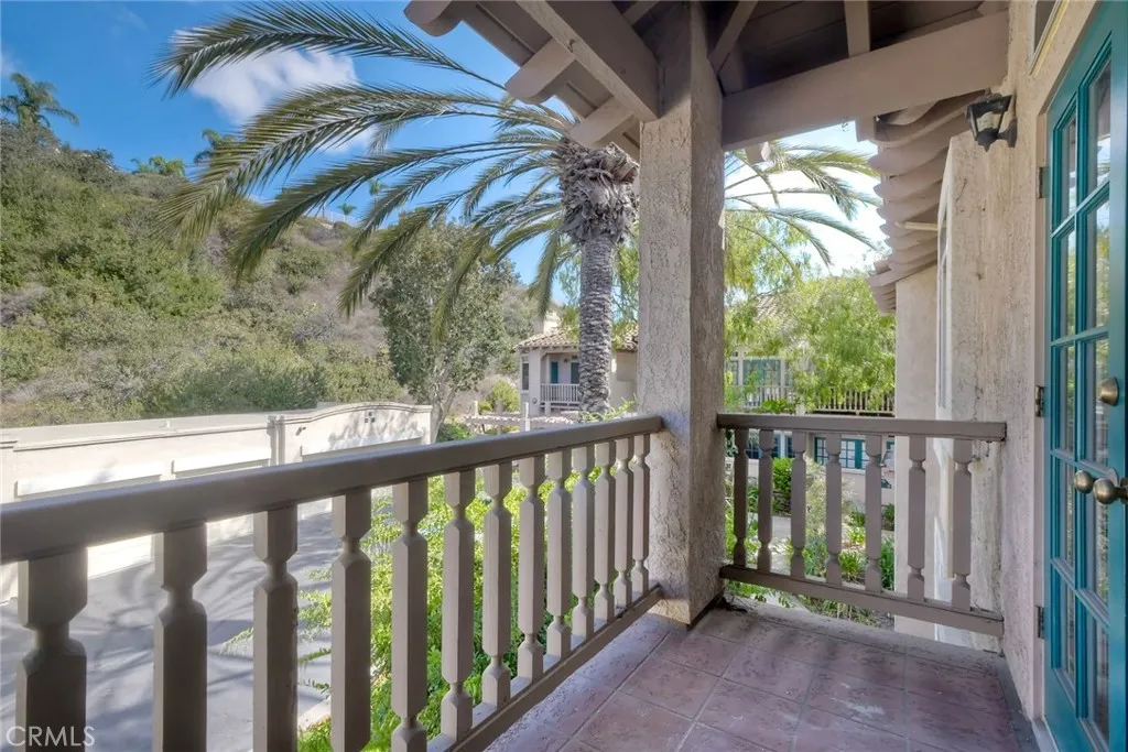 https://cdn.realtyfeed.com/cdn/127/306542530/9249c16379859492e4775ba5d598ec54.webp