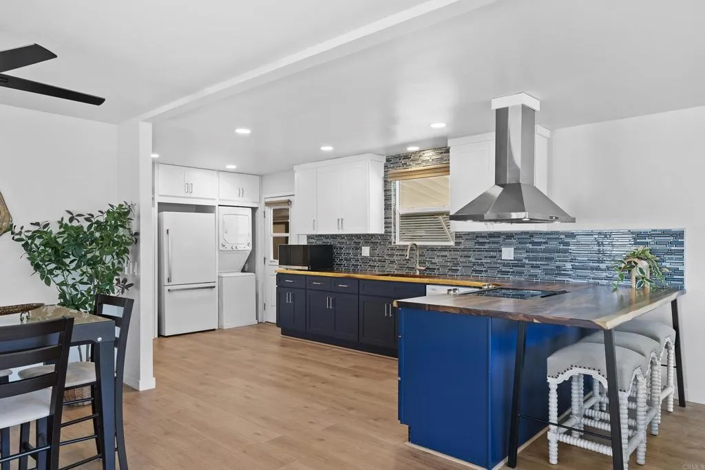 https://cdn.realtyfeed.com/cdn/127/306542612/68972b36c11f92e1be8b4da988ea18c3.webp