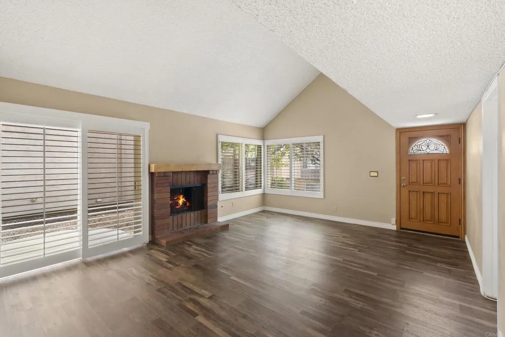 https://cdn.realtyfeed.com/cdn/127/306542638/a367d9396e75f1cda3337b2227974f25.webp
