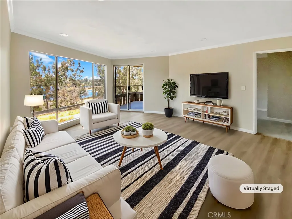 Photo #6: DW25216541 Listing 