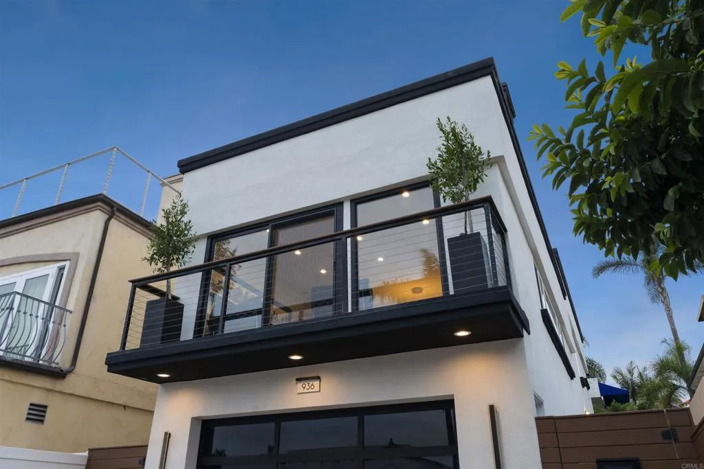 936 Armada, San Diego, CA 92106 - Photo 2 of 12, San Diego, CA