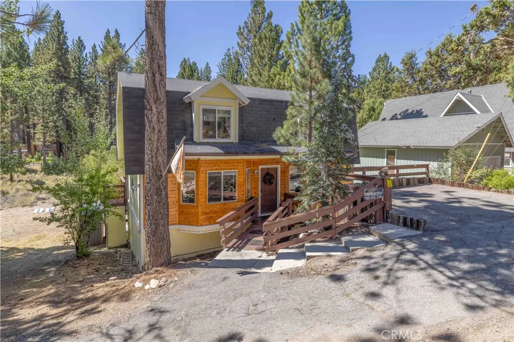 526 Catalina Road