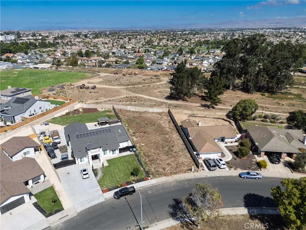 827 Firefox, Santa Maria, CA 93455 - Photo 5 of 11, Santa Maria, CA