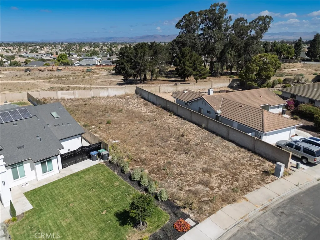 827 Firefox, Santa Maria, CA 93455 - Photo 2 of 11, Santa Maria, CA