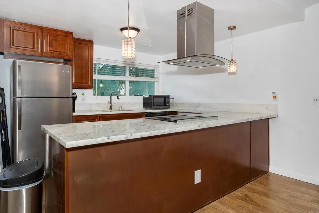 https://cdn.realtyfeed.com/cdn/127/306542855/d8333fd505f91fc020ec5aa41458fd81.webp