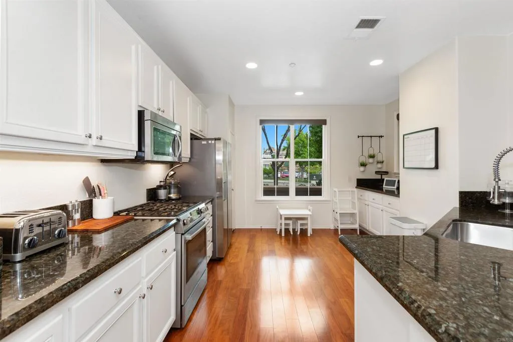 https://cdn.realtyfeed.com/cdn/127/306542856/ccbe9bd711c7ce41e12a1ddc1b6872e6.webp