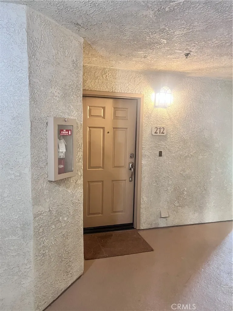 5744 Oak Bend Ln Unit 212, Oak Park, CA 91377 - Photo 2 of 24, Oak Park, CA