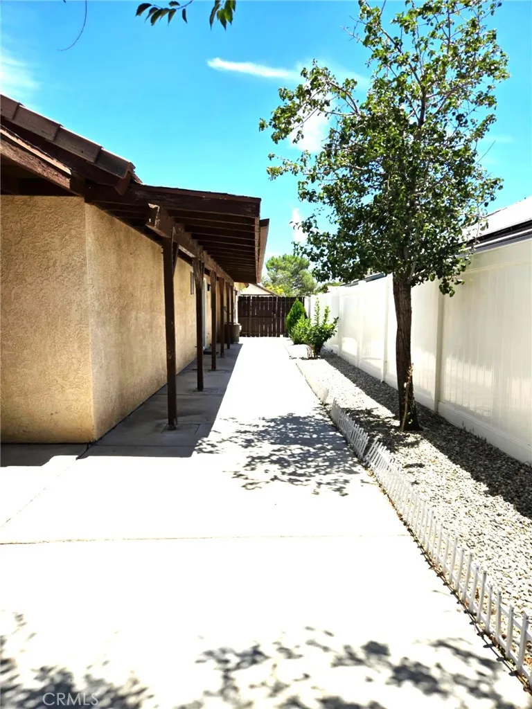 45521 13, Lancaster, CA 93534 - Photo 3 of 15, Lancaster, CA