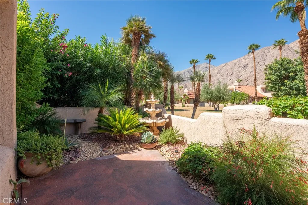 https://cdn.realtyfeed.com/cdn/127/306542993/b3a09a9e1edb0986db64fde935926546.webp