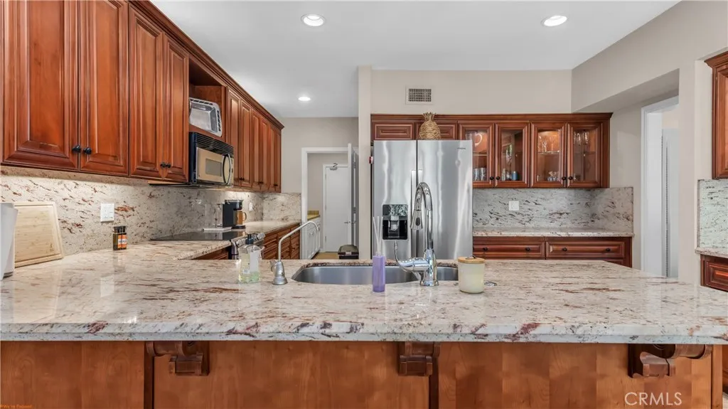https://cdn.realtyfeed.com/cdn/127/306542993/d9d5845f9d7c518506dc6bdc08c16d3b.webp