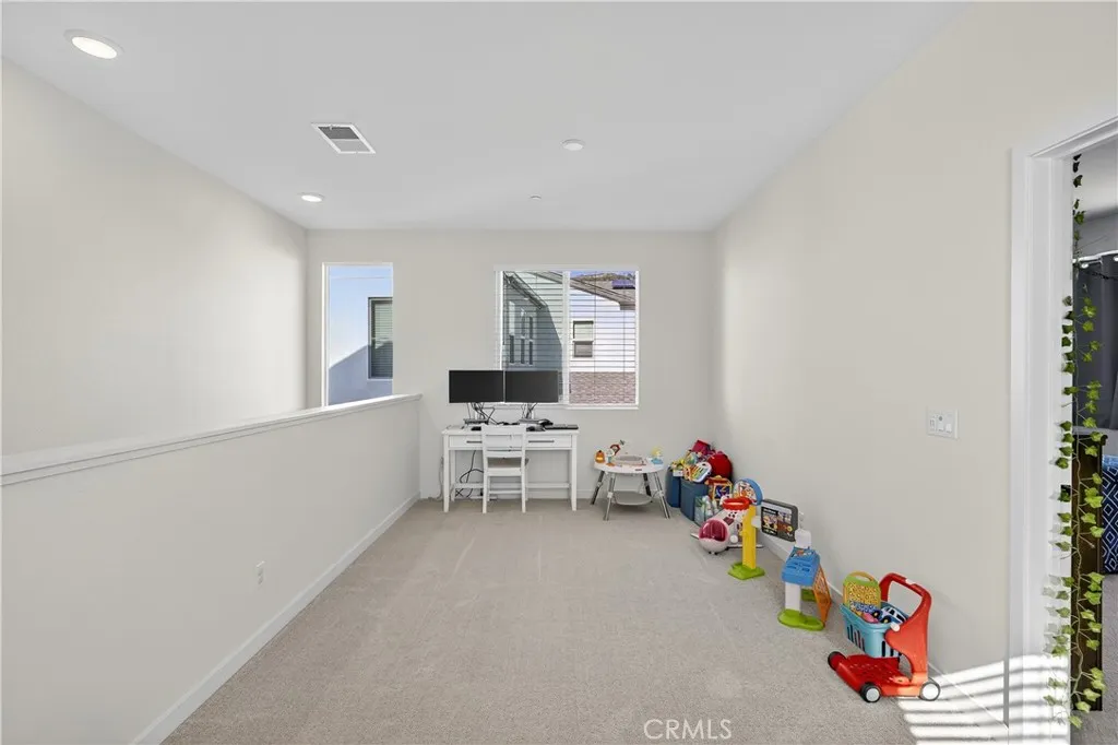 https://cdn.realtyfeed.com/cdn/127/306543002/431351e17812b0a8aedee6e790e1291e.webp