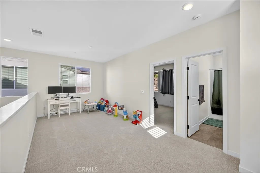 https://cdn.realtyfeed.com/cdn/127/306543002/9420605ca8d46d9f53061302d3ad8c0f.webp