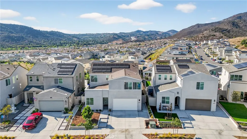 https://cdn.realtyfeed.com/cdn/127/306543002/a6c83ef9d8c5f91660ec251c7727ba50.webp