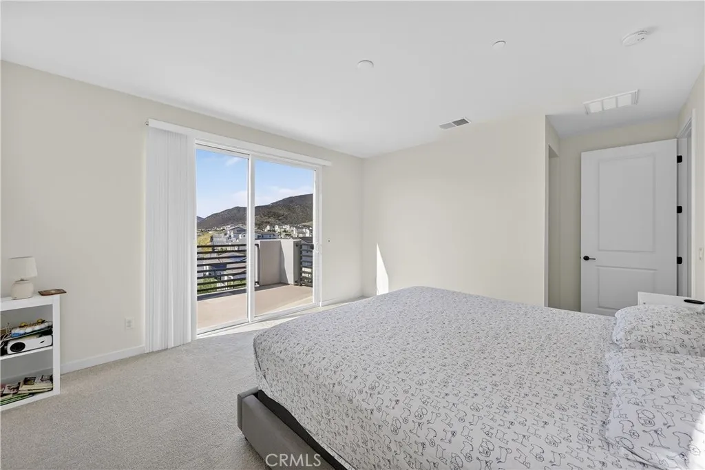 https://cdn.realtyfeed.com/cdn/127/306543002/ef1e6685e15ce3b4ff4f172308c0a805.webp