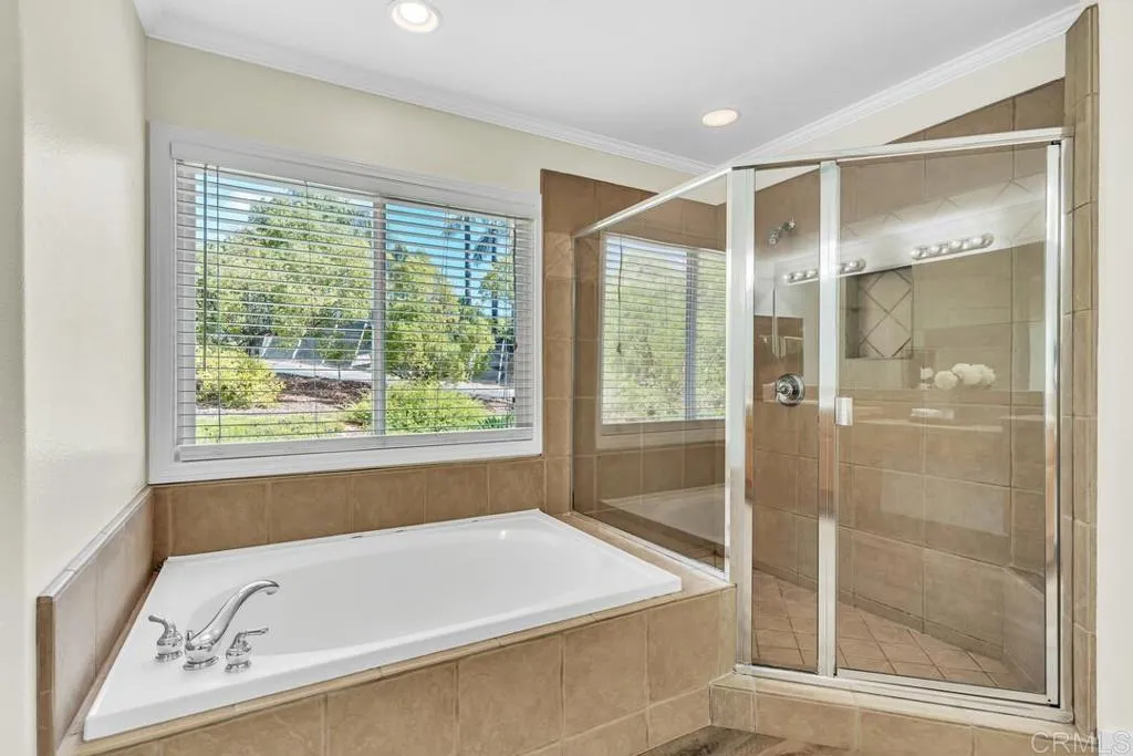 https://cdn.realtyfeed.com/cdn/127/306543014/0a457a1a3cca61d1d39aa7f8a75ce4eb.webp