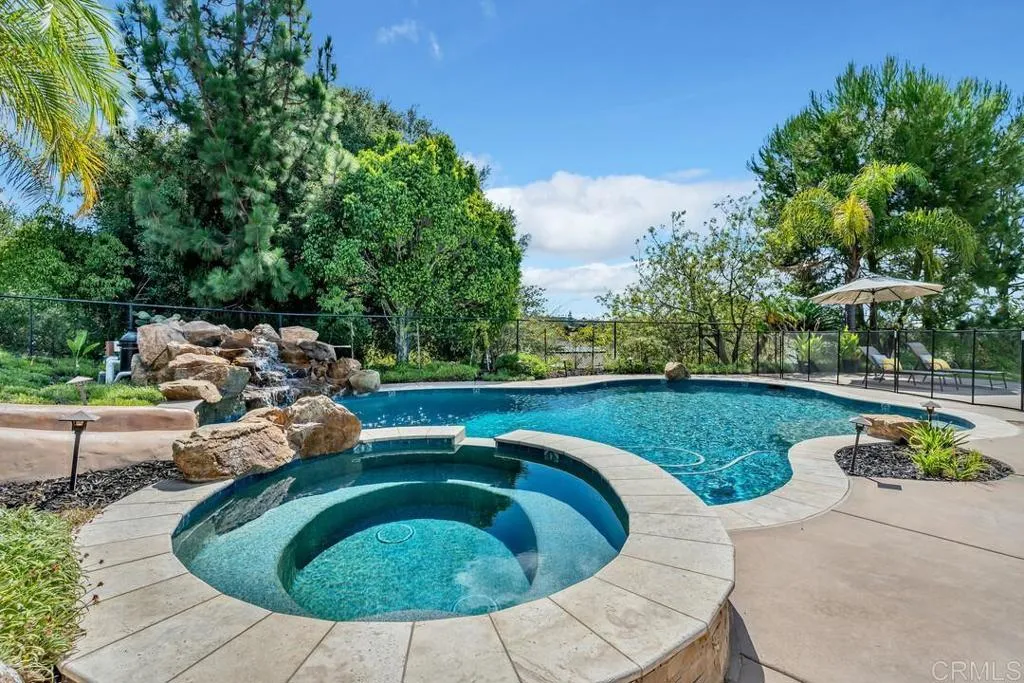 https://cdn.realtyfeed.com/cdn/127/306543014/40d6d2c4ba5cdffc2c316b27fea25bad.webp
