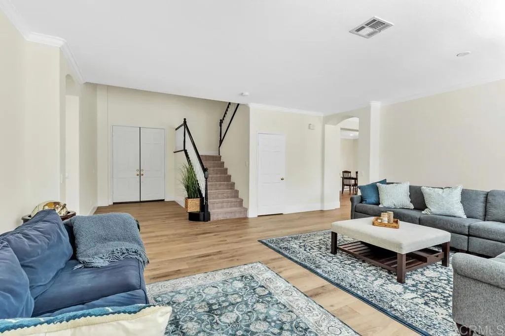 https://cdn.realtyfeed.com/cdn/127/306543014/645c4be0b4ba8473cb95a50c021d2196.webp