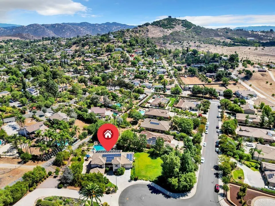 https://cdn.realtyfeed.com/cdn/127/306543014/d68bb7236266466922f39dcc5cdca42a.webp