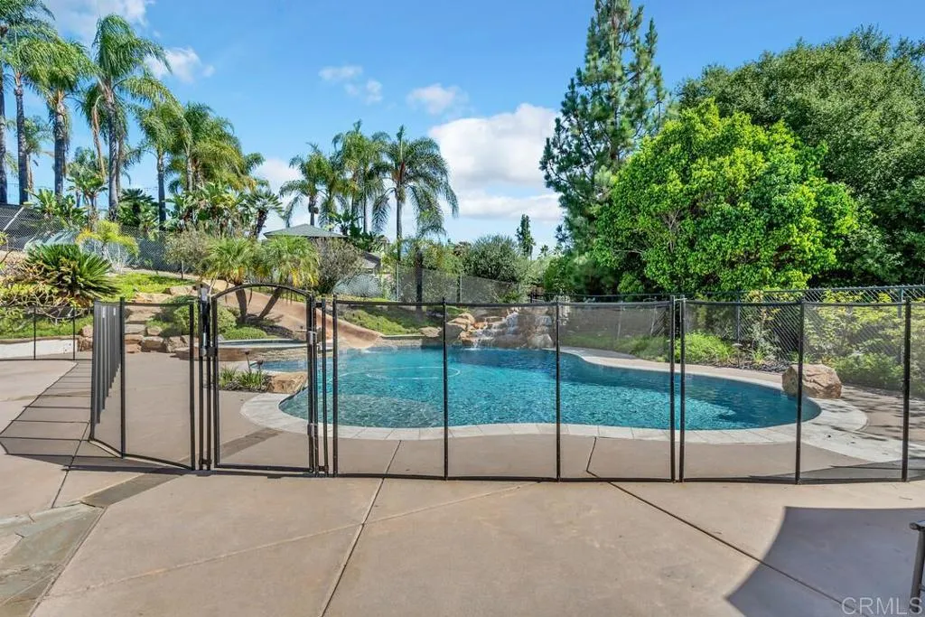https://cdn.realtyfeed.com/cdn/127/306543014/e4a49e8c1d6cd48998b368452970af92.webp
